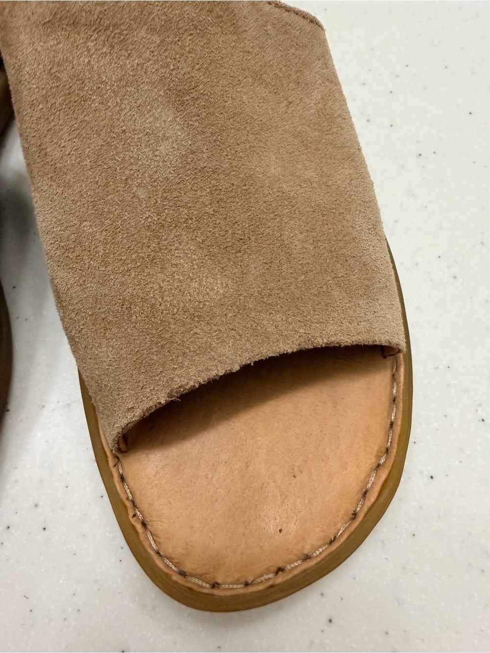Born Cove Modern Sandals 8M Taupe Beige Leather Boho Comfort EUC - Picture 3 of 10